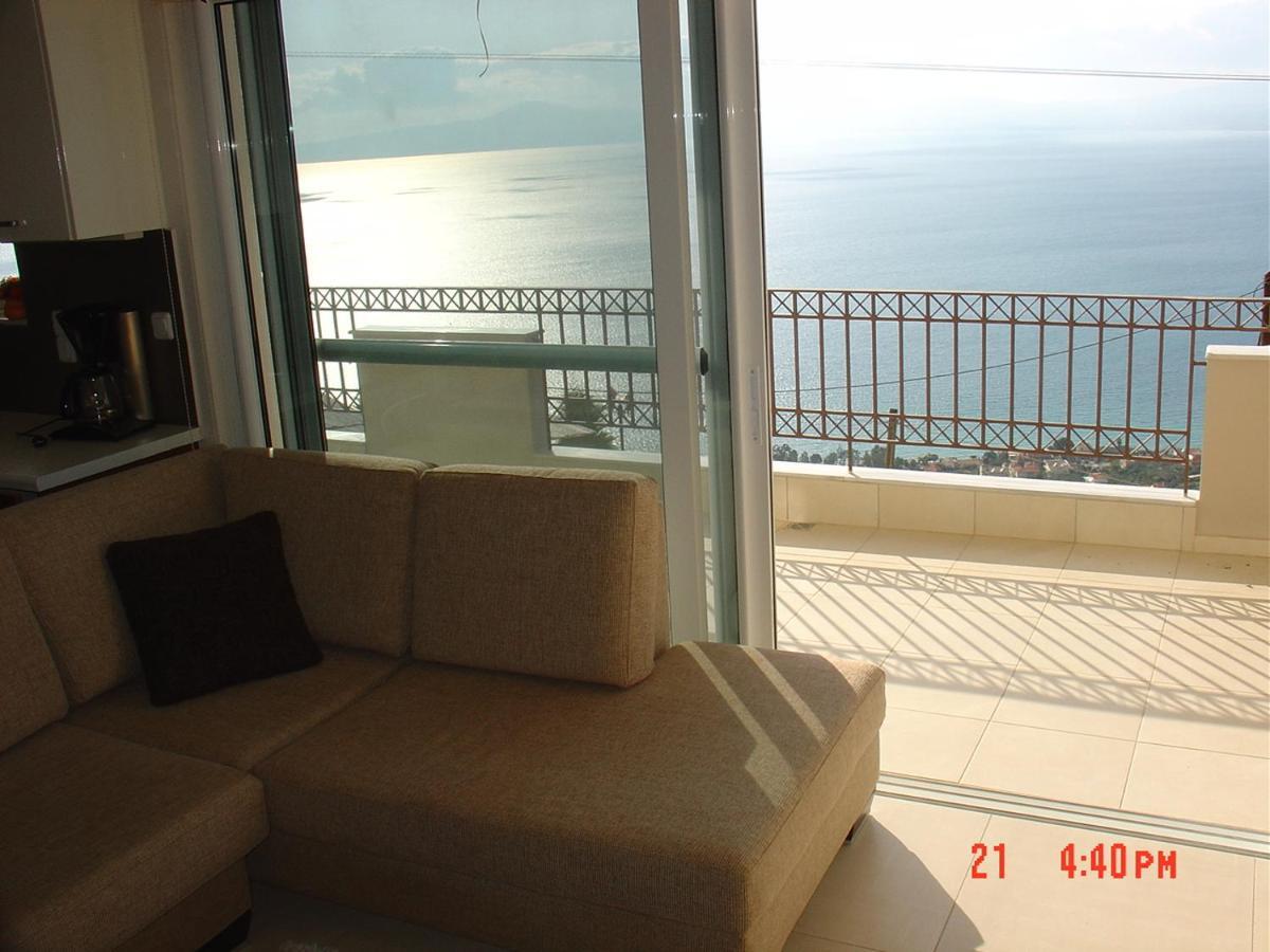 Verga First Floor Apartment Zewnętrze zdjęcie
